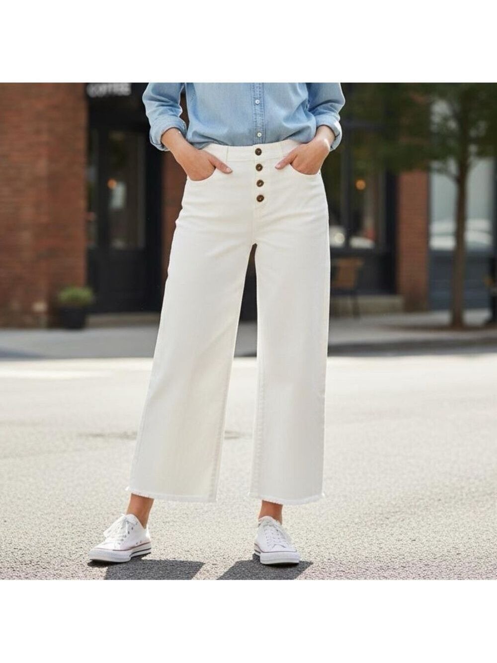 Ann Taylor LOFT High Waist Wide Leg Crop Jeans White Size 12P/31 - Picture 1 of 13